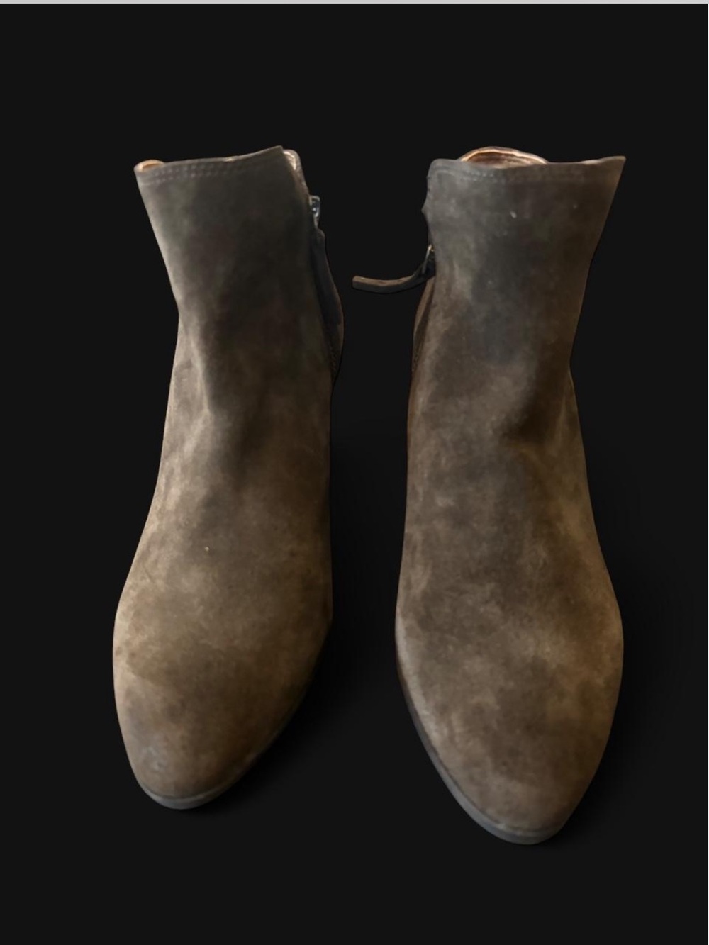 NWOB FRYE AND CO. Holly Taupe Suede Ankle Booties Classic Boho Preppy Western